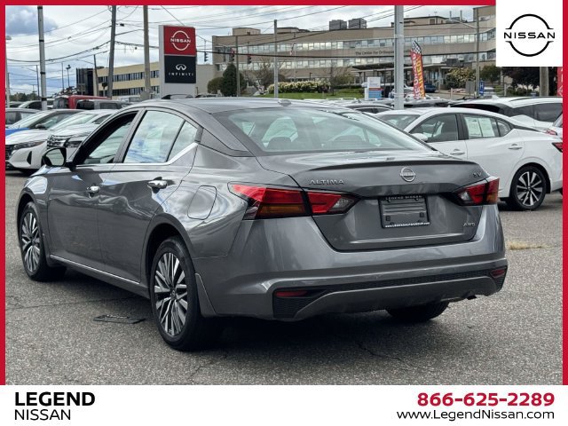 Used 2024 Nissan Altima 2.5 SV AWD/4WD image 8