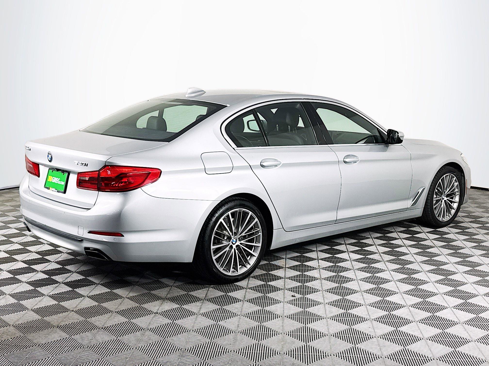 Used 2019 BMW 540i w/ Convenience Package RWD image 10
