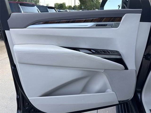 Certified 2025 Cadillac Escalade Premium Luxury Platinum w/ LPO, Floor Liner Package image 10