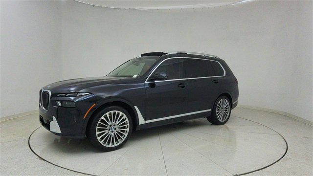 Used 2025 BMW X7 xDrive40i w/ Executive Package image 71