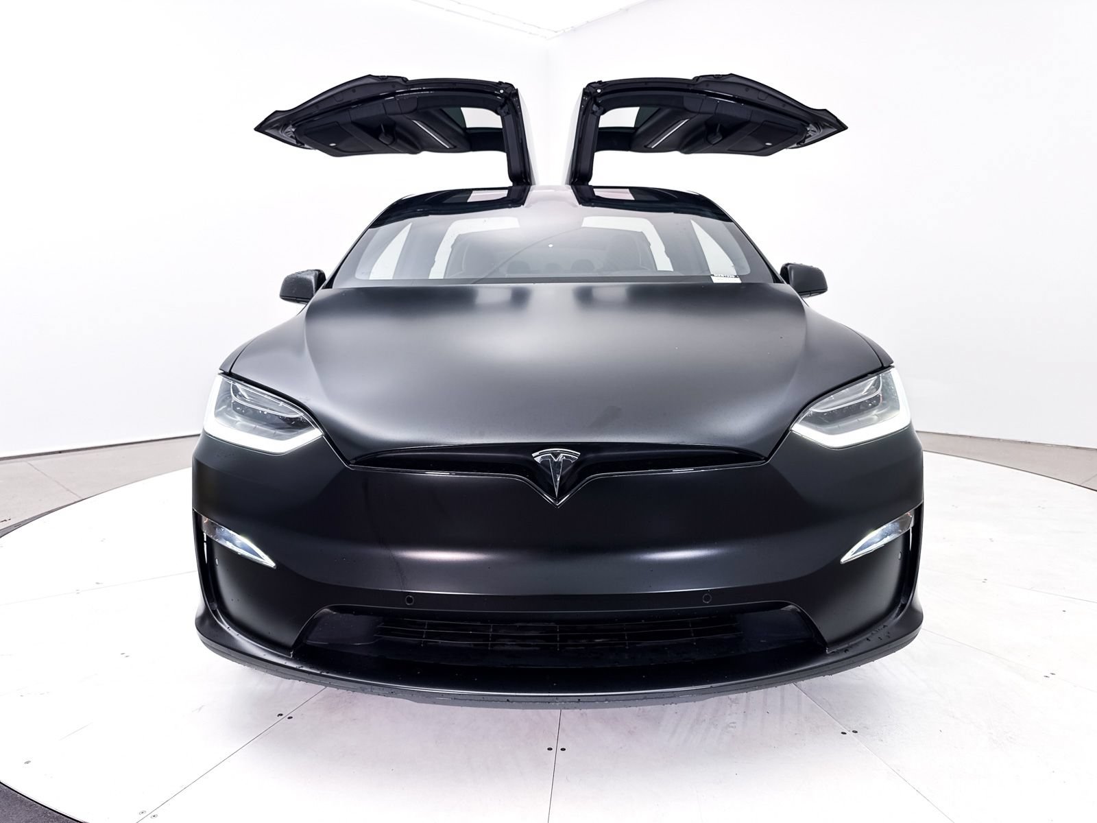 Used 2023 Tesla Model X AWD/4WD image 34