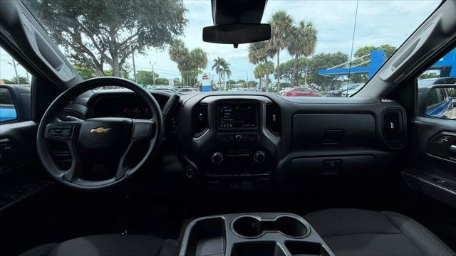 Used 2025 Chevrolet Silverado 1500 Custom w/ Turbomax Blackout Package RWD image 26