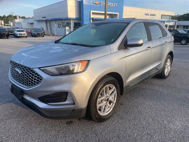 Used 2024 Ford Edge SEL image 3
