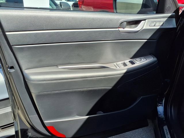 Used 2023 Hyundai Palisade Limited FWD image 13