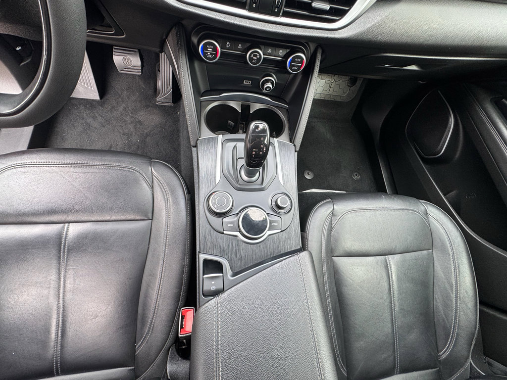 Used 2019 Alfa Romeo Stelvio RWD image 19