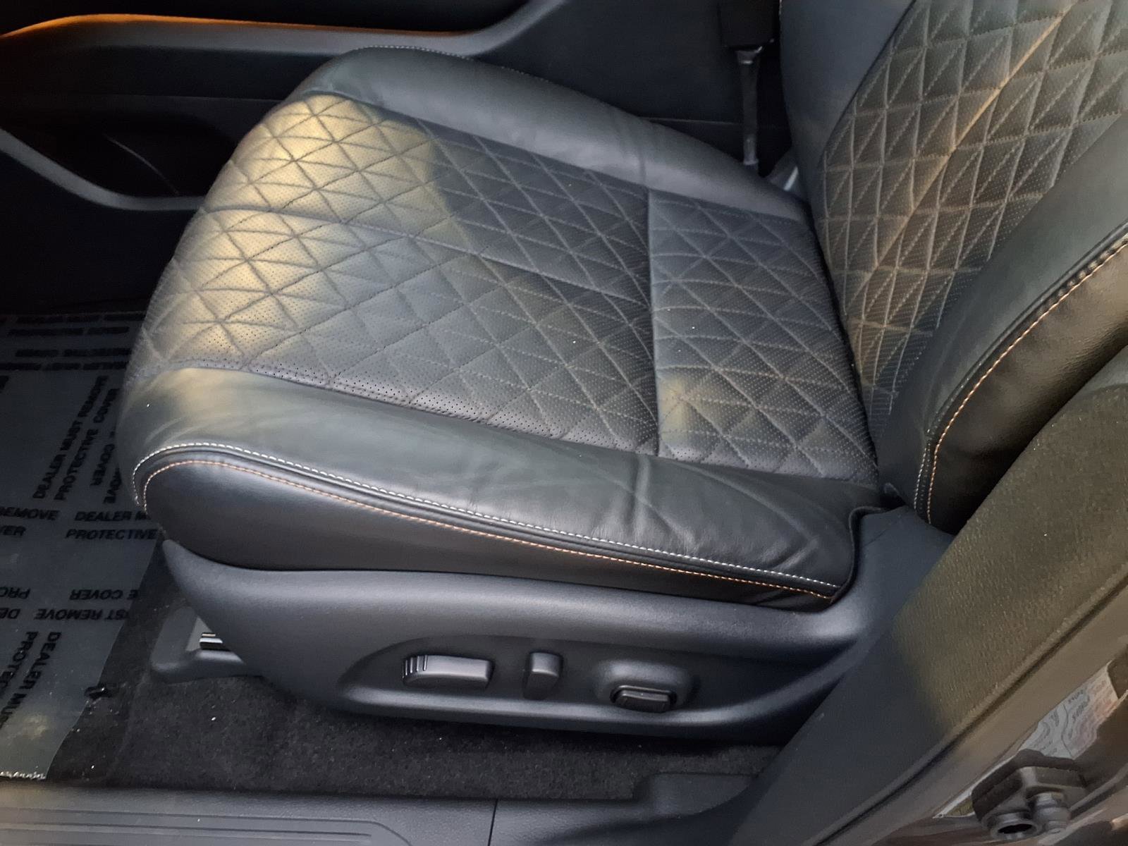 Used 2024 Nissan Murano Platinum image 16