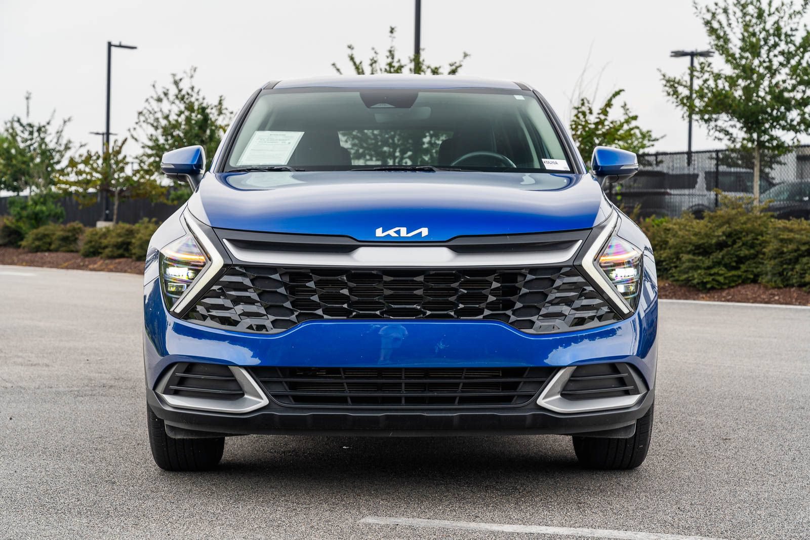 Used 2024 Kia Sportage EX FWD image 4