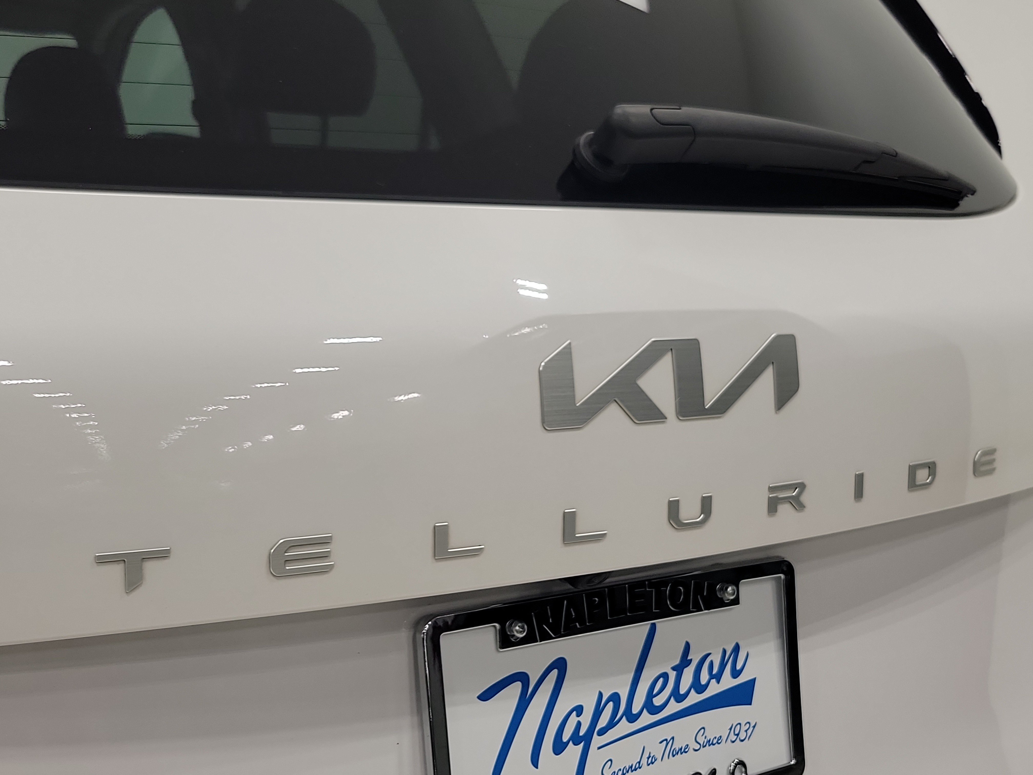 Used 2025 Kia Telluride S AWD/4WD image 5
