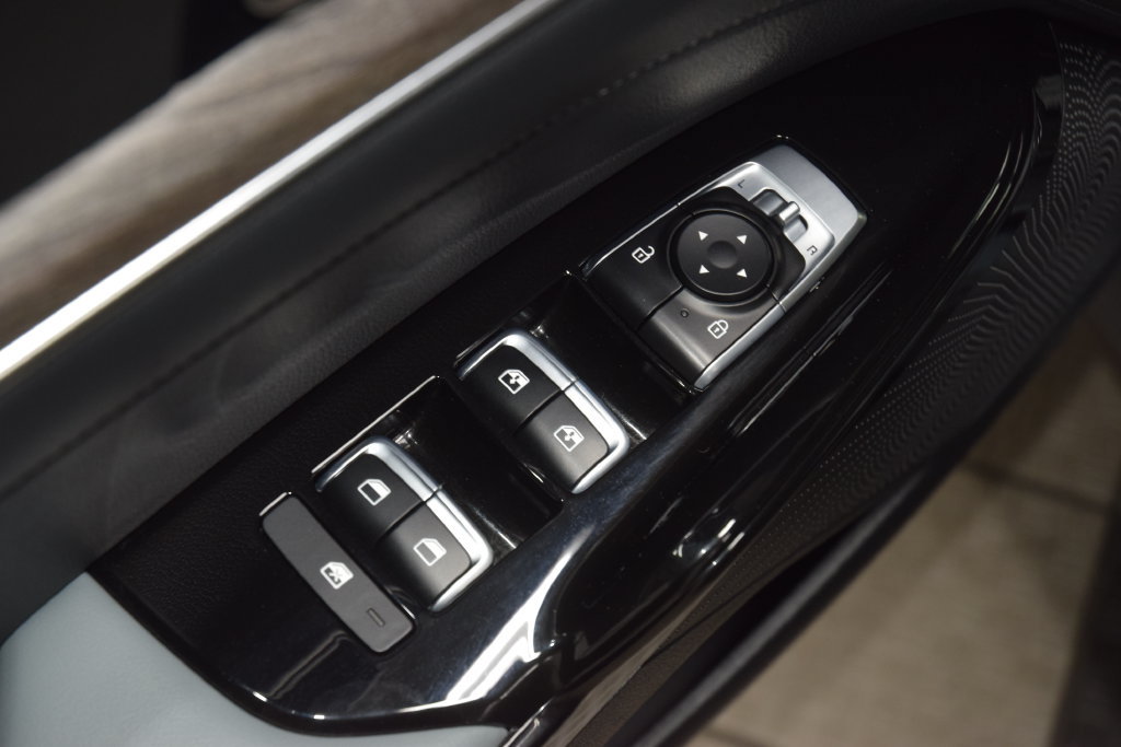 Used 2023 Kia K5 EX FWD image 45