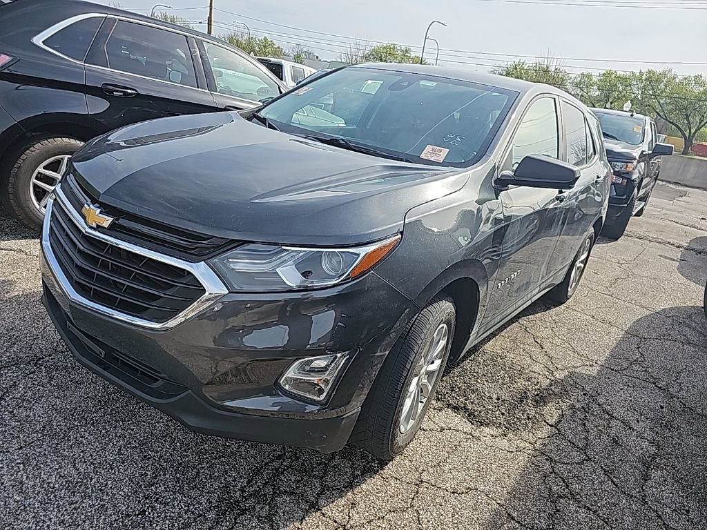 Used 2020 Chevrolet Equinox LS w/ LS Convenience Package image 3