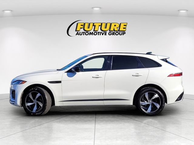 Used 2025 Jaguar F-PACE R-Dynamic S image 8