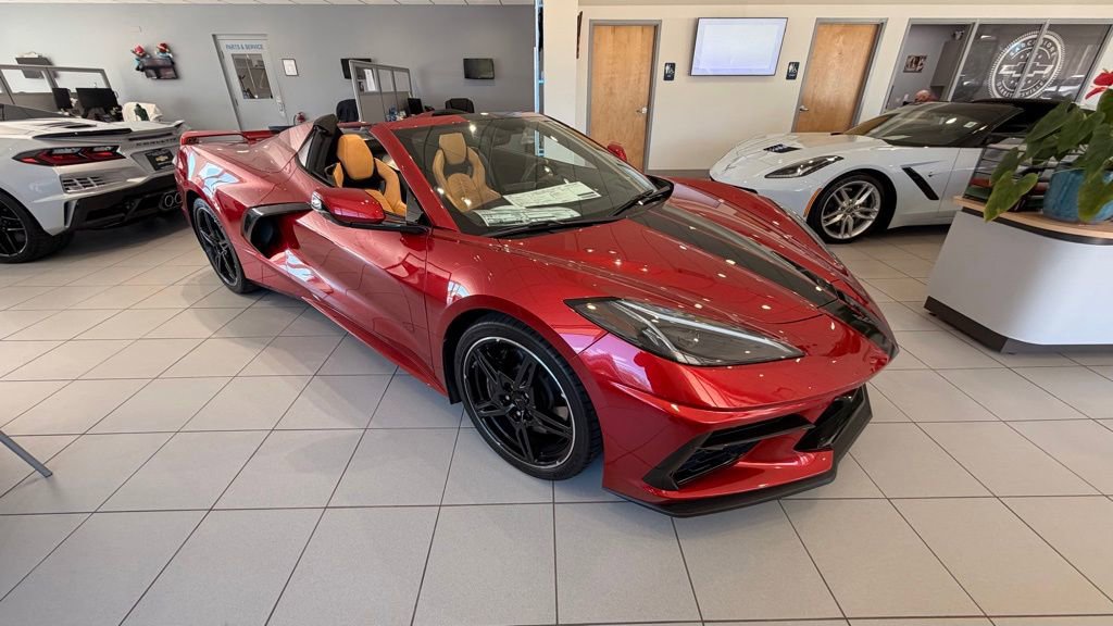 Used 2021 Chevrolet Corvette Stingray Premium Conv w/ Z51 Performance Package image 2