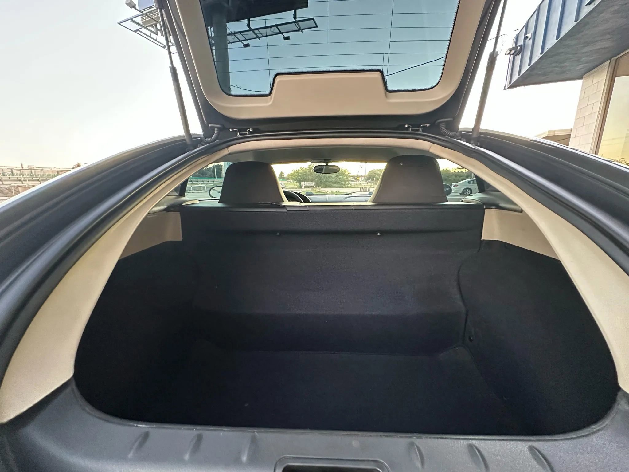 Used 2005 Chrysler Crossfire SRT-6 image 10