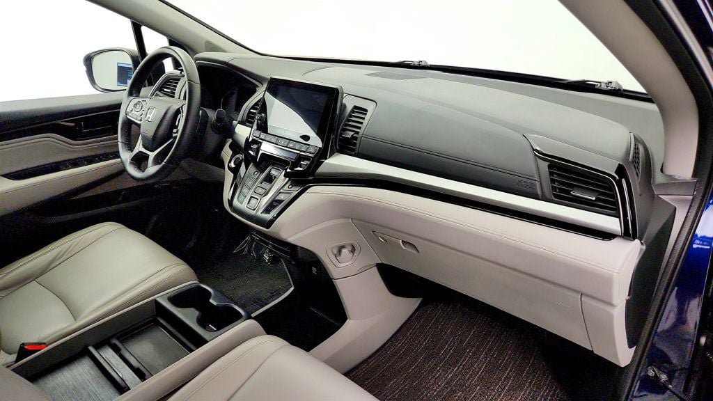 Used 2022 Honda Odyssey Touring image 25