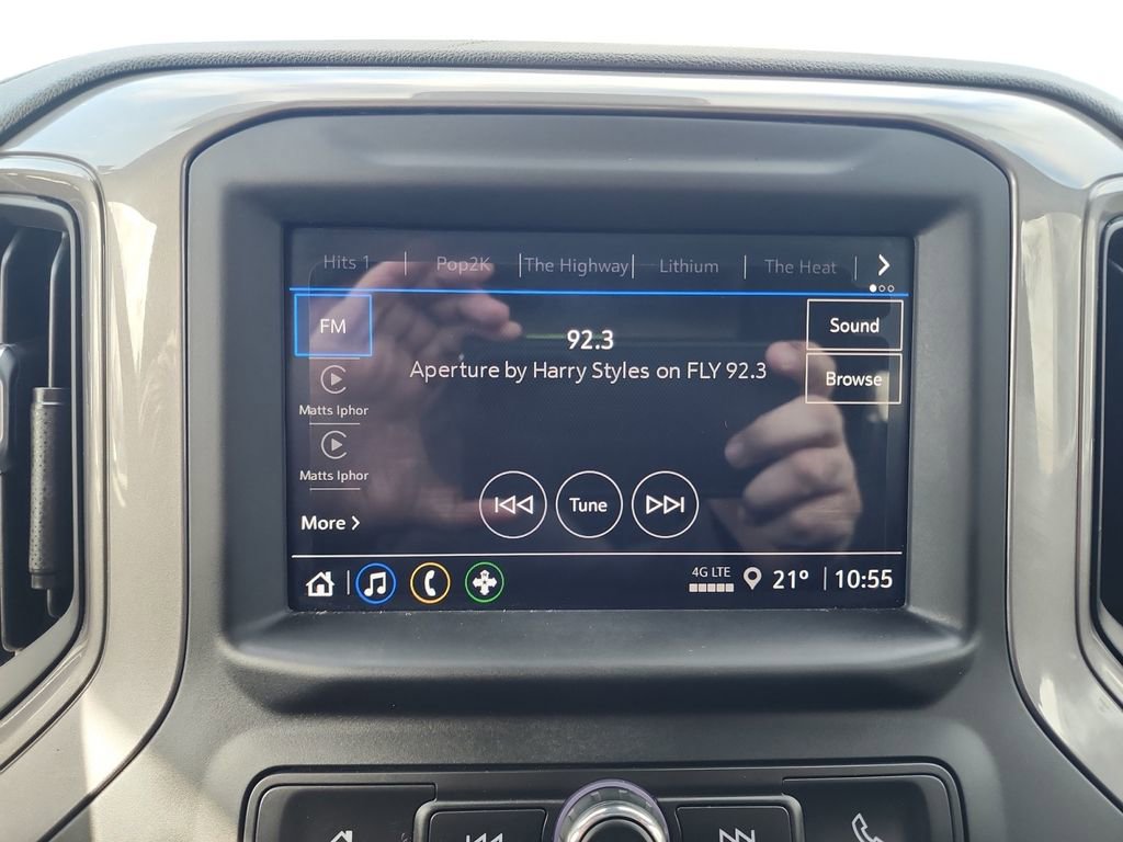 Used 2023 Chevrolet Silverado 1500 Custom image 16