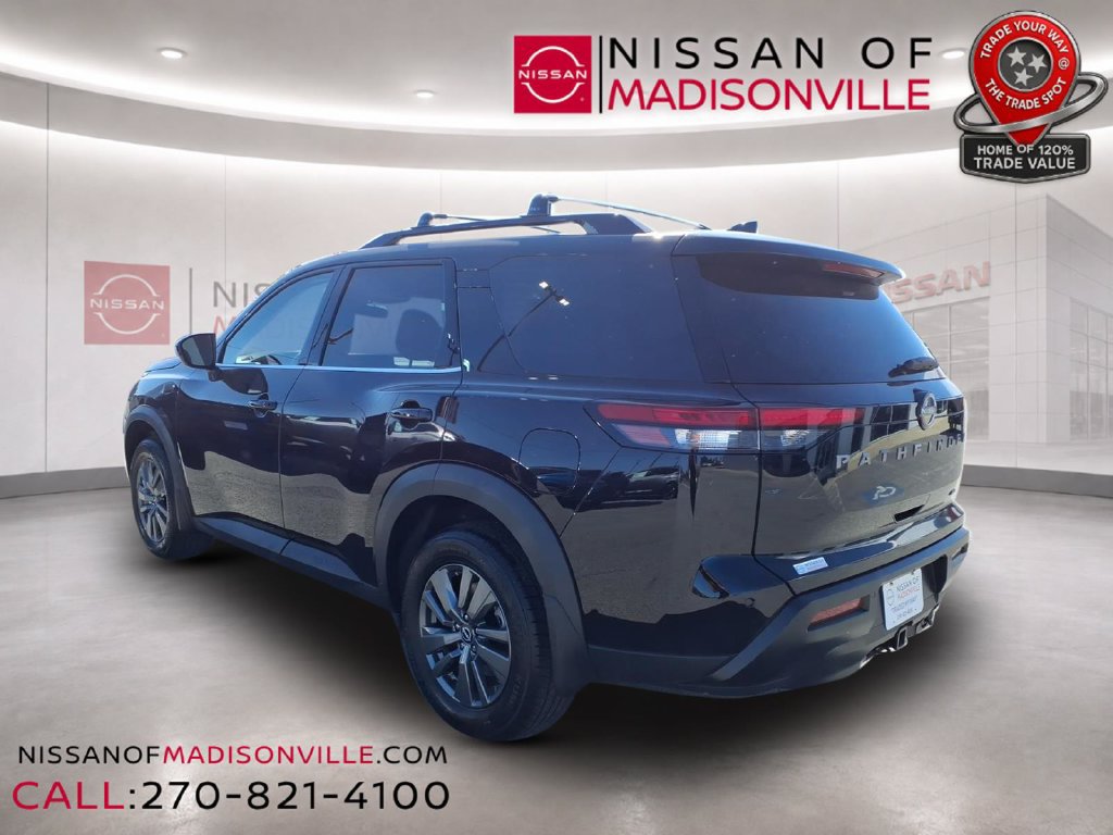 New 2026 Nissan Pathfinder SV w/ SV Premium Package AWD/4WD image 3