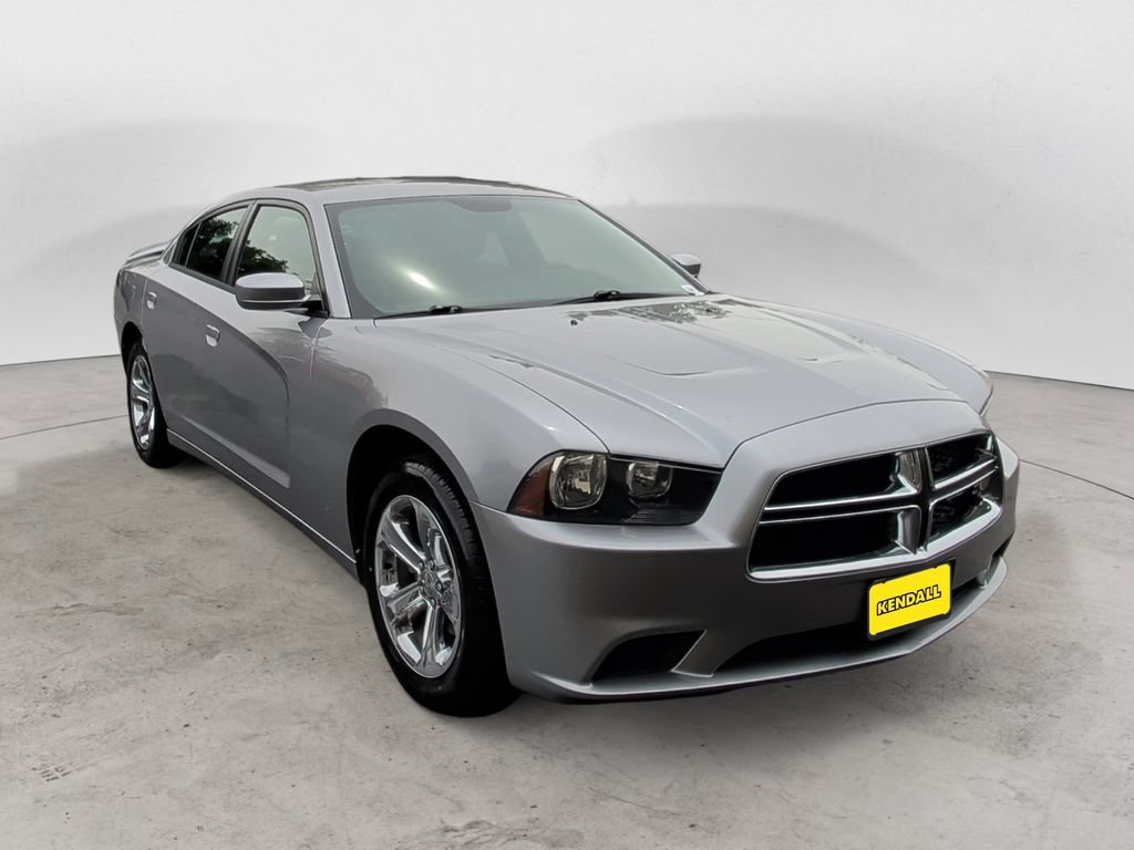 Used 2014 Dodge Charger SE w/ Sport Appearance Group RWD image 7