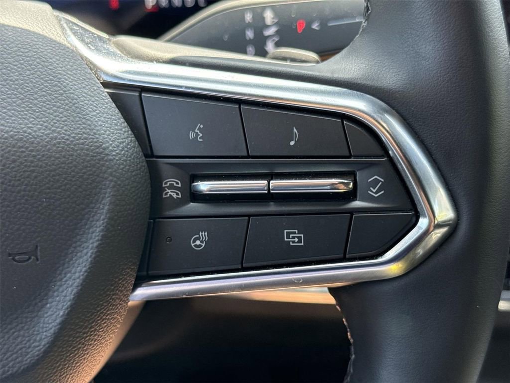Used 2026 Chevrolet Equinox LT FWD image 34