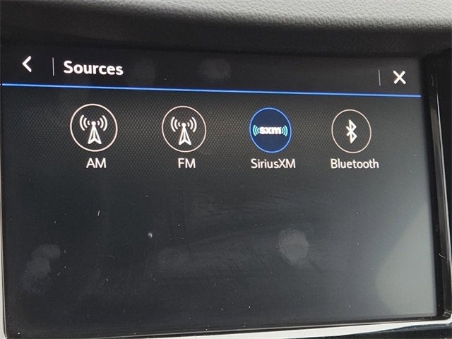 Used 2022 Chevrolet Trax LT w/ Sport Edition image 4