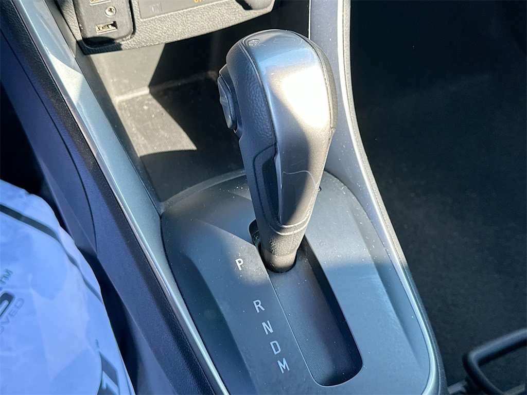 Certified 2022 Chevrolet Trax LT w/ LT Convenience Package image 16