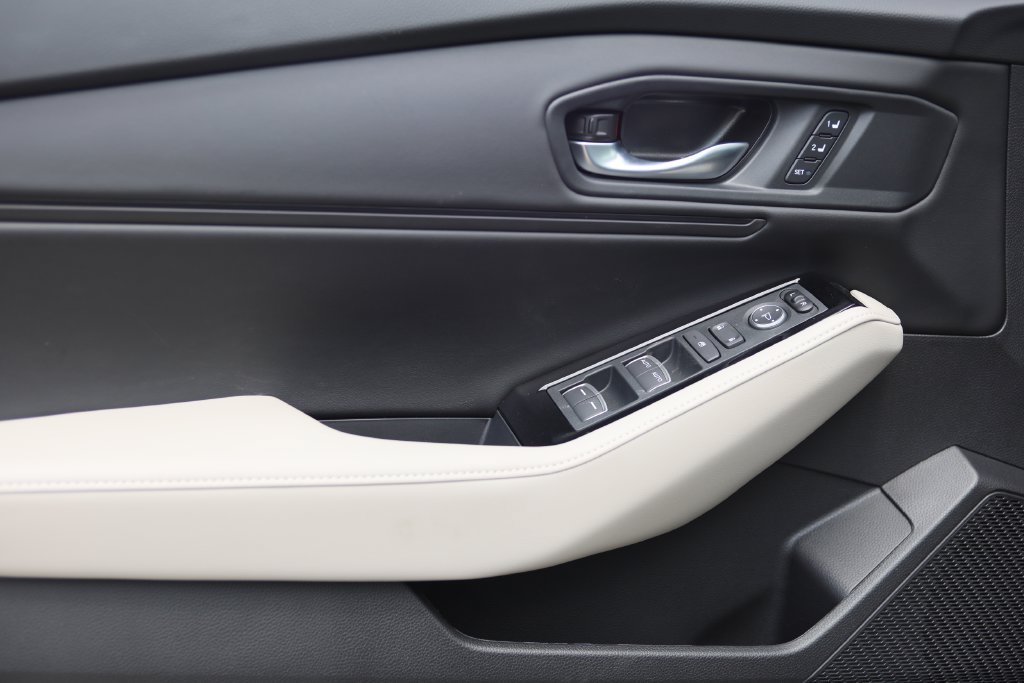 New 2026 Honda Accord Touring image 11