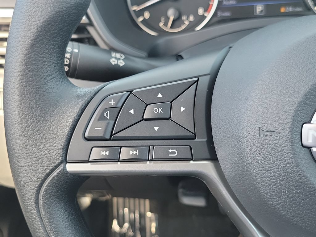 New 2026 Nissan Altima 2.5 SV AWD/4WD image 5