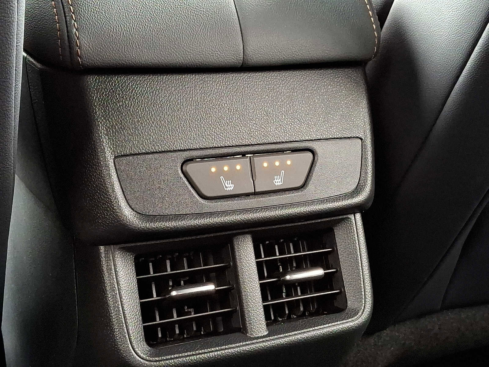 New 2026 GMC Terrain AT4 w/ Convenience Package III AWD/4WD image 9