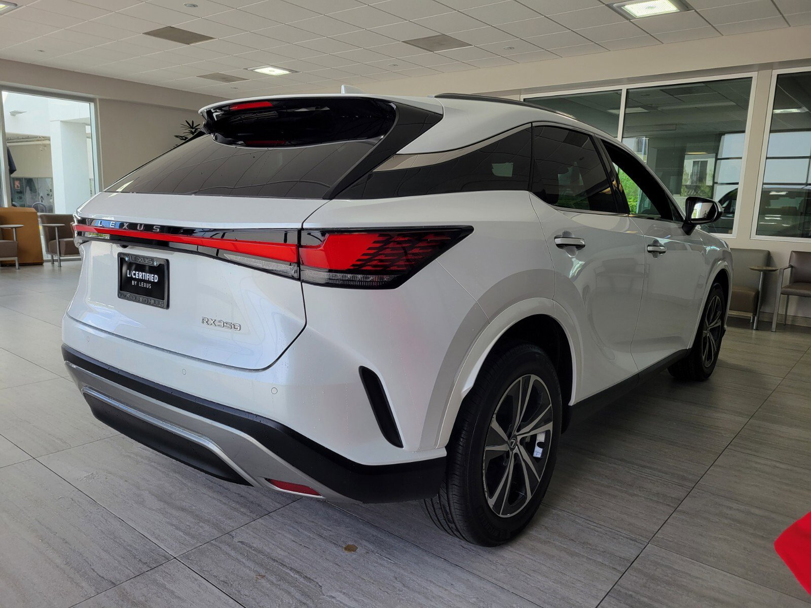 Used 2023 Lexus RX 350 Premium image 7