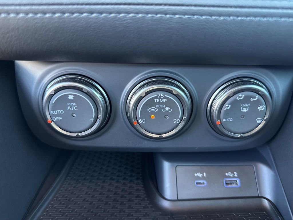 Used 2024 Nissan Z Performance w/ Heritage Edition image 19