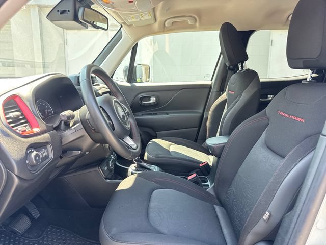 Used 2023 Jeep Renegade Trailhawk AWD/4WD image 13