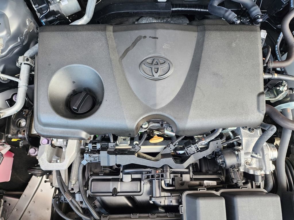 Used 2022 Toyota RAV4 XLE Premium image 26
