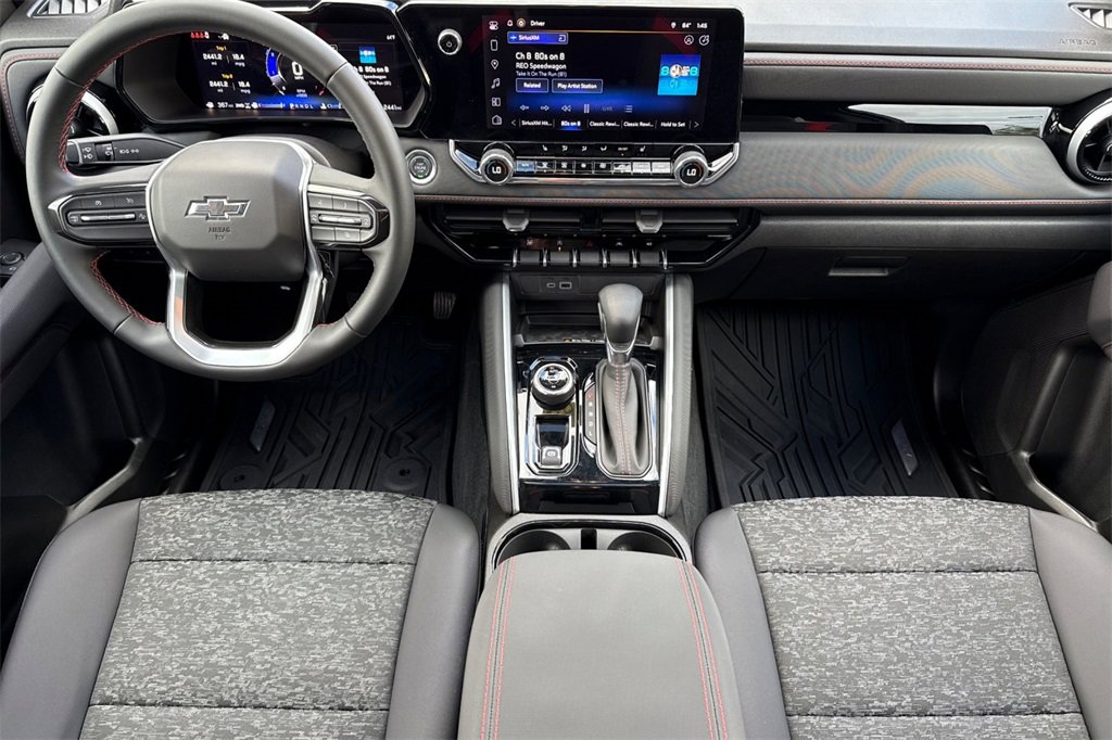 Used 2025 Chevrolet Colorado Z71 image 19