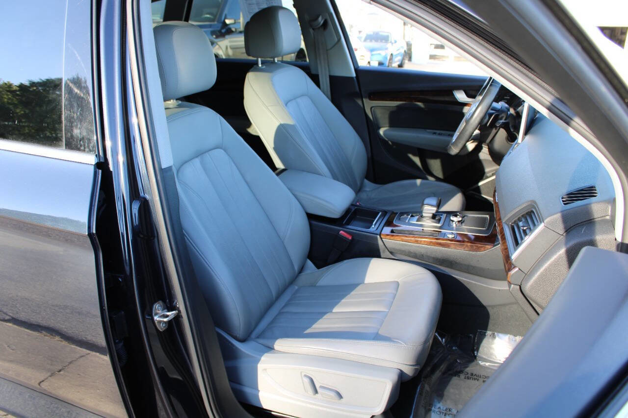 Used 2018 Audi Q5 2.0T Premium Plus w/ Premium Plus Package image 11
