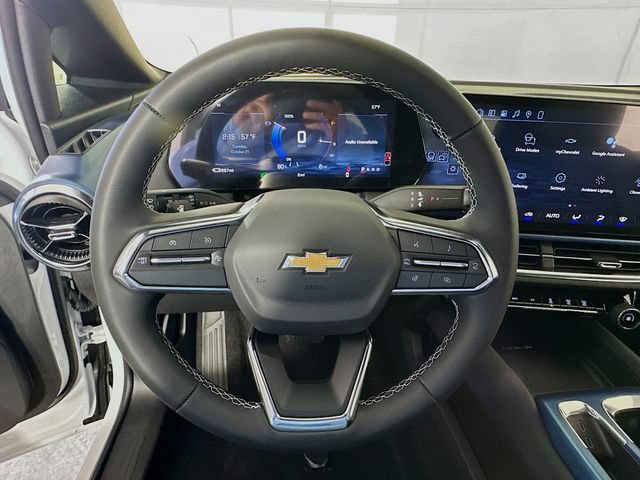 New 2026 Chevrolet Equinox EV LT AWD/4WD image 13