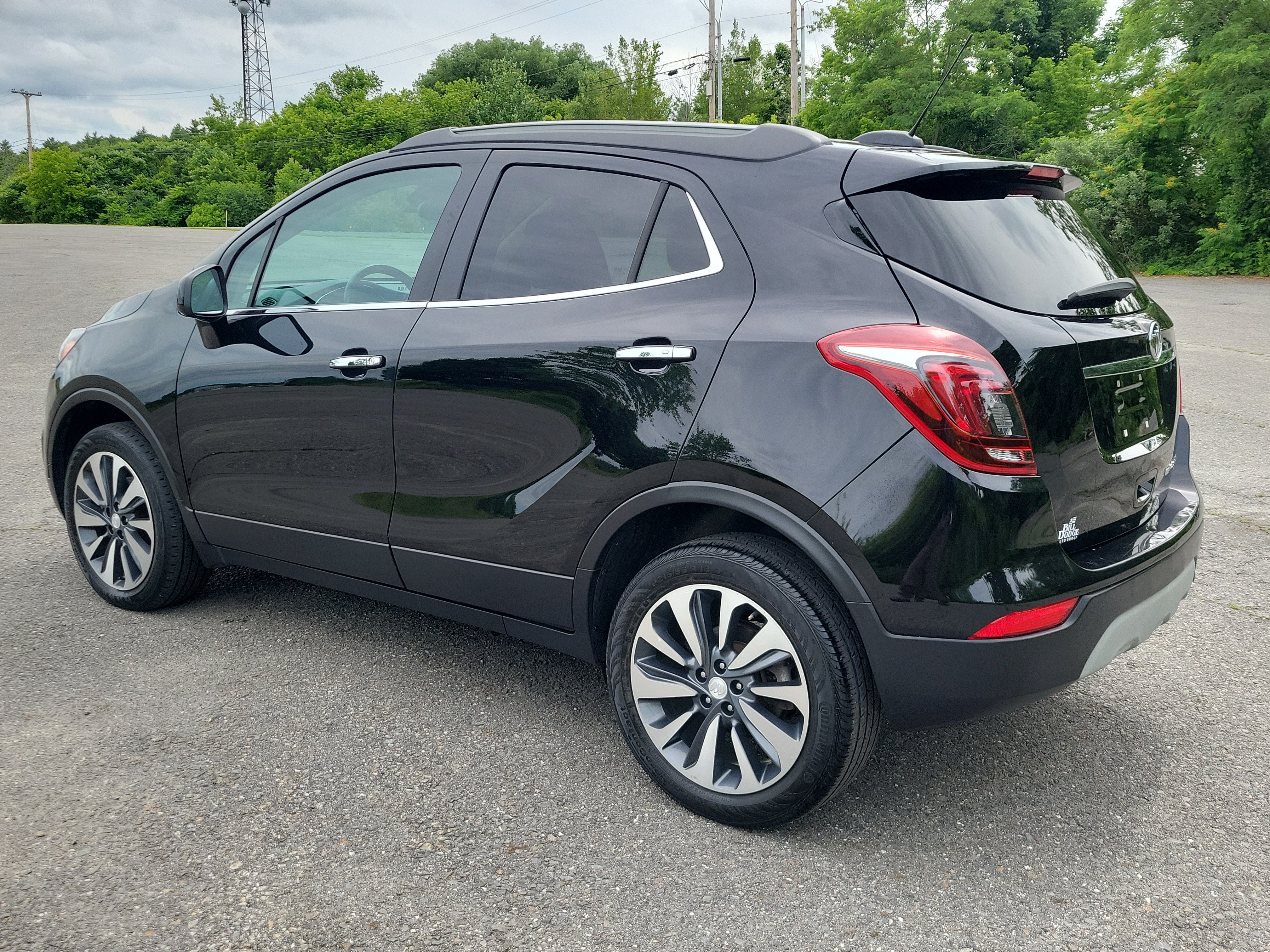 Used 2022 Buick Encore Preferred w/ Safety Package AWD/4WD image 7
