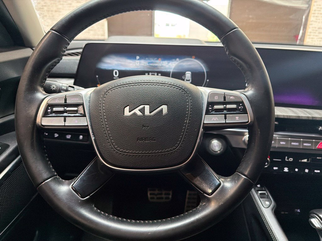 Used 2024 Kia Telluride SX FWD image 16