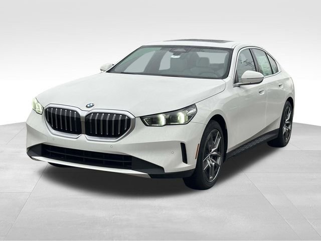 New 2026 BMW 530i xDrive w/ Premium Package image 5