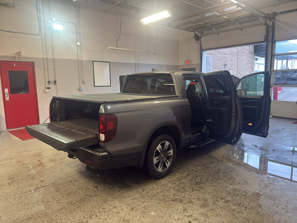 Used 2017 Honda Ridgeline RTL-E image 13