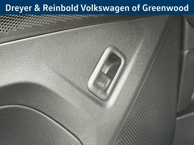 New 2026 Volkswagen Tiguan SE image 22