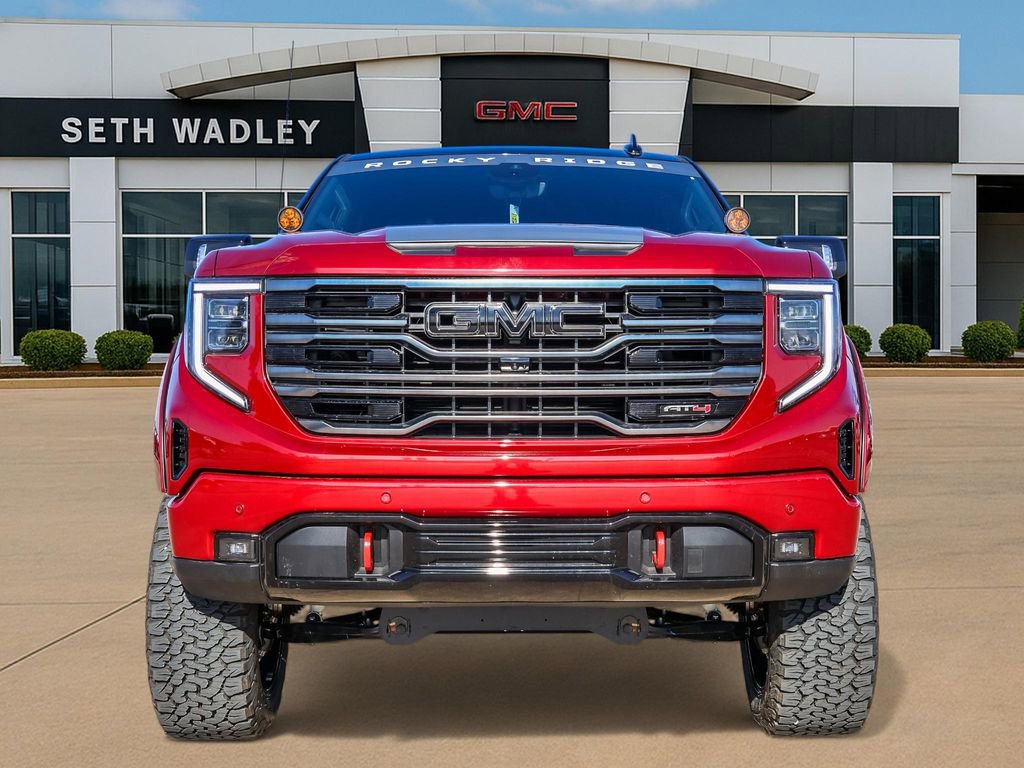 New 2025 GMC Sierra 1500 AT4 w/ AT4 Premium Package AWD/4WD image 2