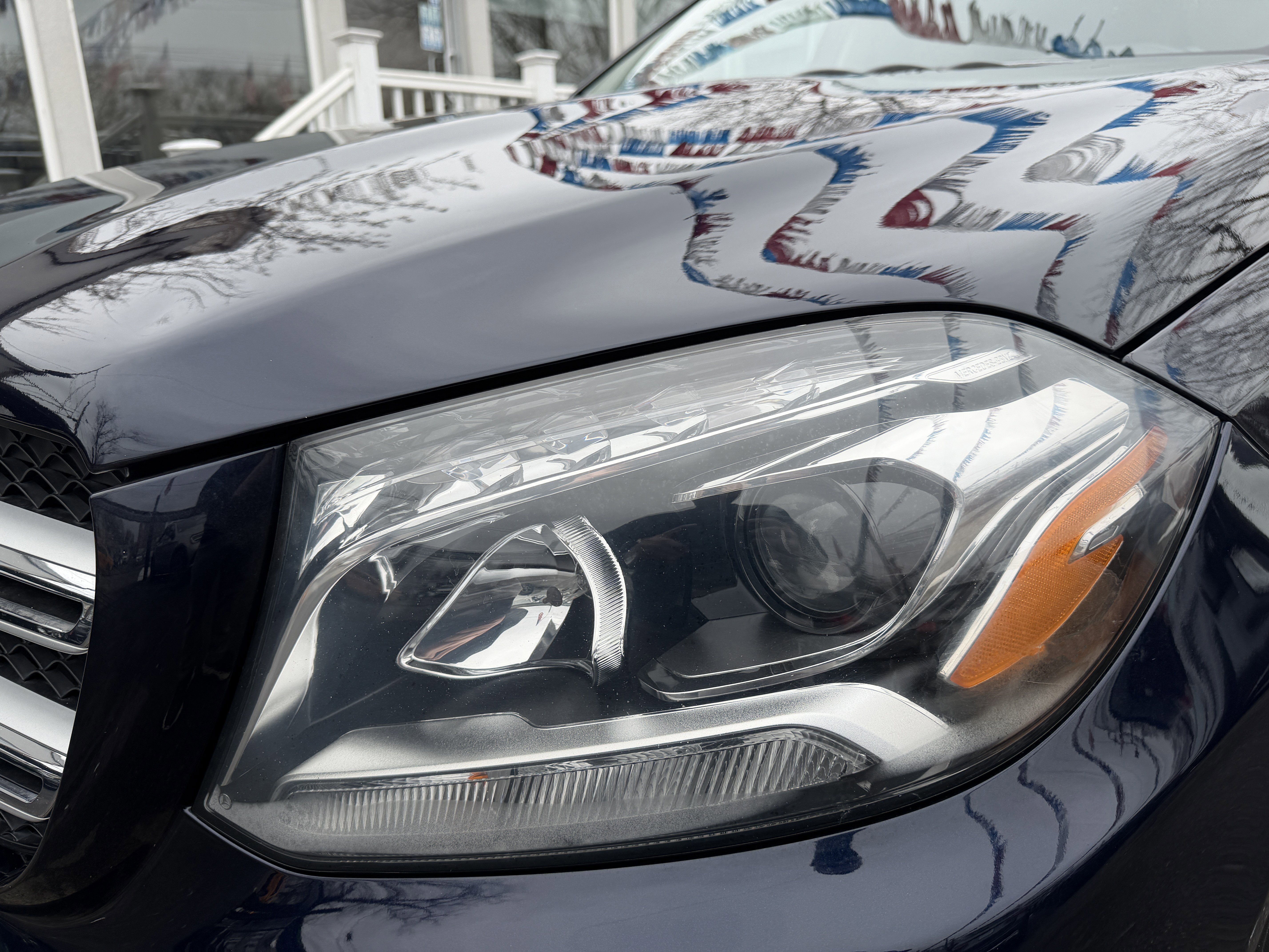 Used 2018 Mercedes-Benz GLS 450 4MATIC w/ Premium Package image 15