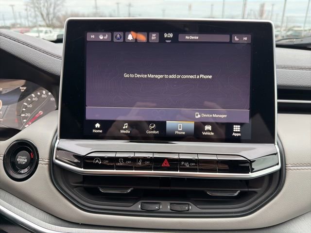 Used 2023 Jeep Compass Limited image 23