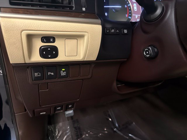 Used 2018 Lexus ES 350 w/ Luxury Package w/Wood Trim FWD image 34