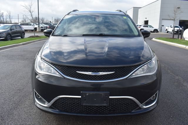 Used 2018 Chrysler Pacifica Touring-L Plus image 8