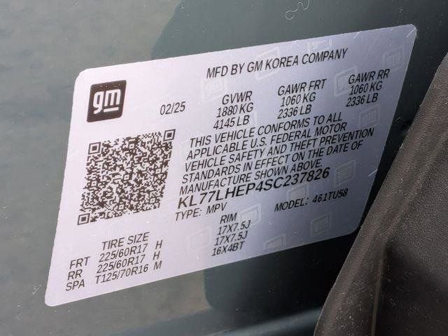 Used 2025 Chevrolet Trax LT w/ LT Convenience Package FWD image 32