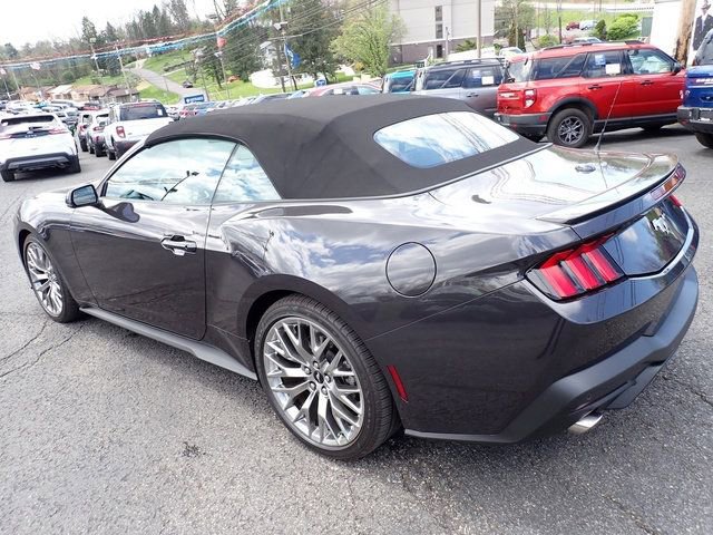 Used 2024 Ford Mustang Premium image 6