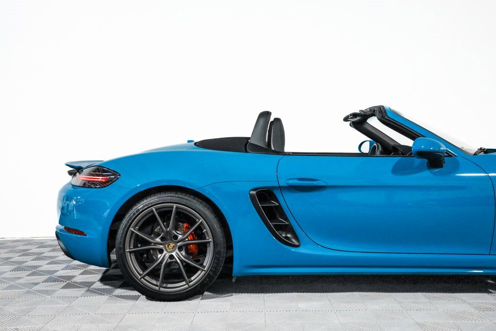 Used 2018 Porsche 718 Boxster S image 10