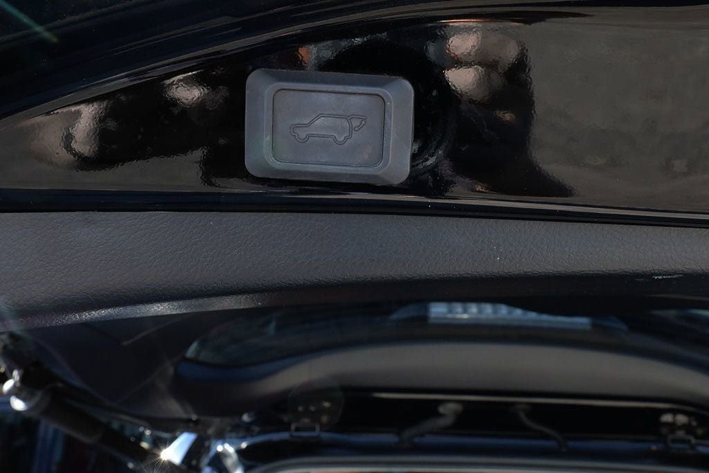 Used 2018 Toyota RAV4 Adventure image 18