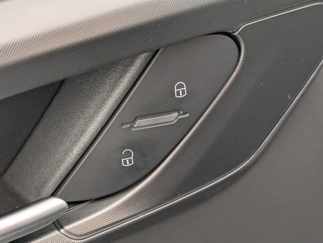 Used 2024 Alfa Romeo Tonale Ti image 11