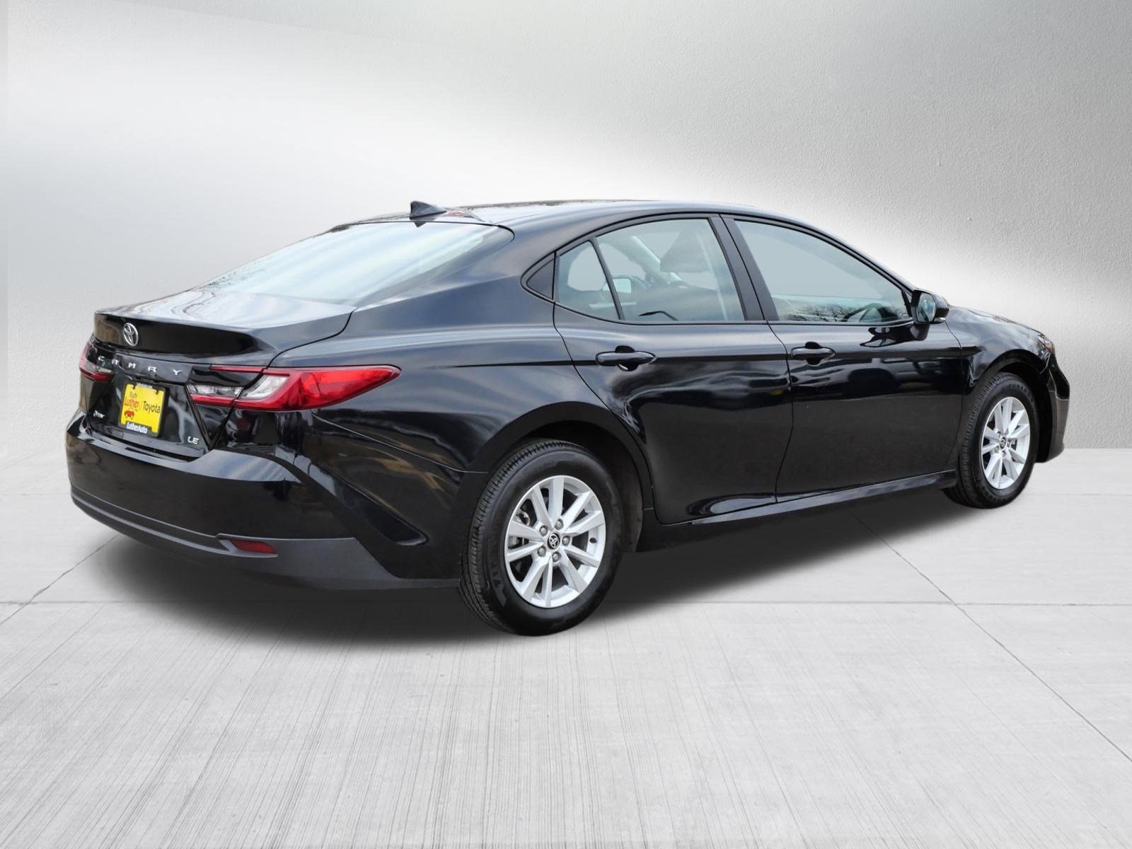 Certified 2025 Toyota Camry LE image 8